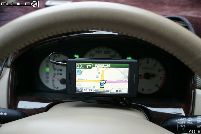 附加手機的導航機Garmin-ASUS G60