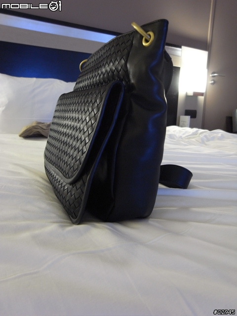 [巴黎之旅分享] Bottega Veneta. 不好意思 它忘記被送回義大利了!!!