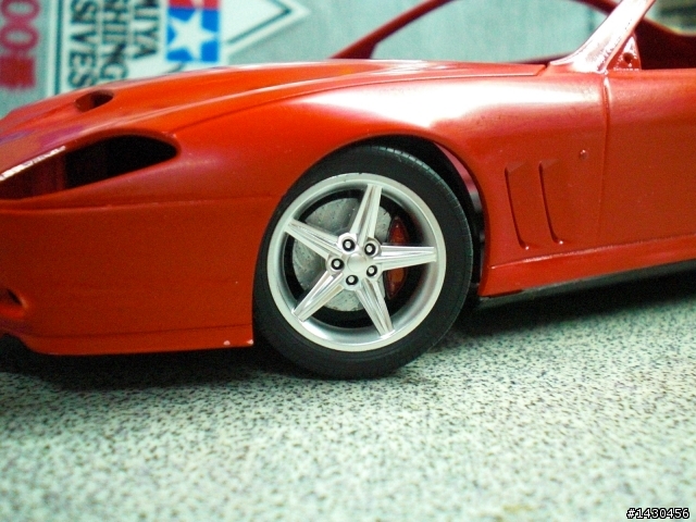 FERRARI F-550 1/24模型車