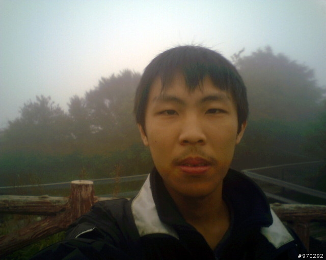 比白目大學生更可惡的一個大學生，我已經想不到名詞來罵他了