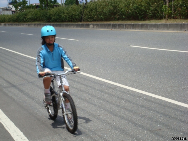 2009年8月初之4天3夜宜花東親子單車之旅之後段被颱風中斷遊記...(圖多)