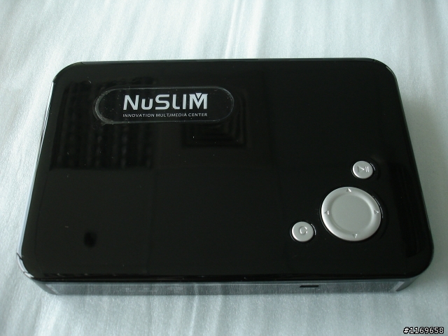 [[開箱]]NuSLIM AV620 RM播放盒