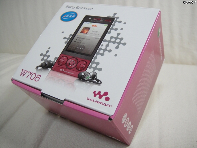 『金屬 誘紅 』Sony Ericsson W705/R 熱情登場