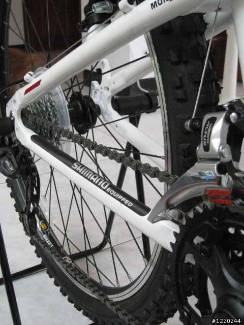 颱風夜要做什麼？簡單分享新手我朋友 HUMMER SWISSBIKE 極度不專業半開箱文