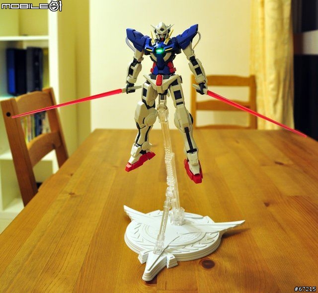 [真的是傷眼的分享] 天使的進化: 1/100 Gundam Exia V.S. MG Gundam Exia (圖多)