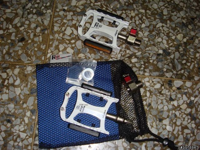 (開袋)WELLGO QRD-M079 V.S GIANT 17S