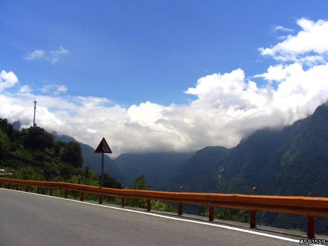 09年一路玩回家  (陽明山->武嶺->清水) [圖爆多]