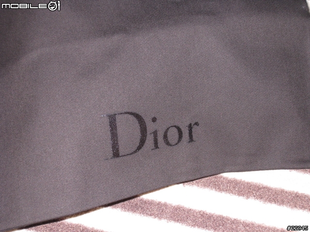 [巴黎之旅分享] Dior Homme麂皮高統球鞋. 兩年前才送到的唷!