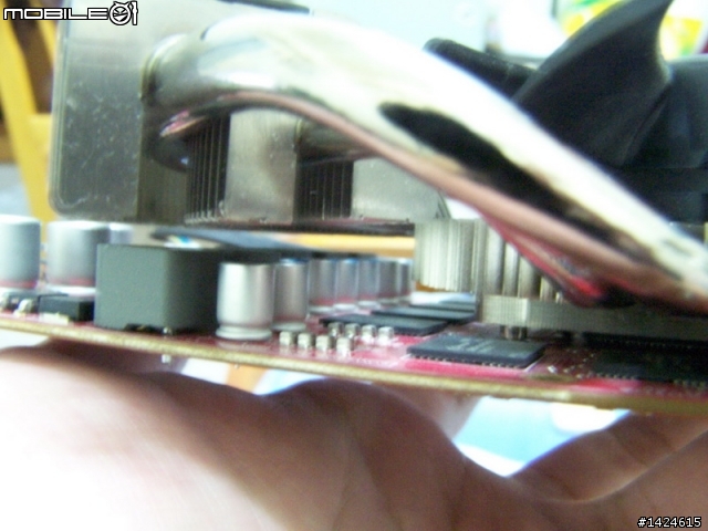 [測試]不一樣的大眼睛MSI R4890 Cyclone OC~不專業測試