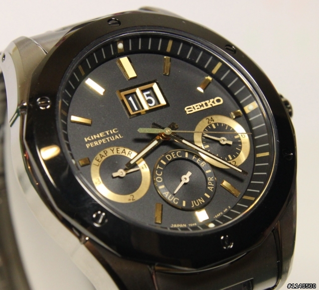 手錶欣賞（一）SEIKOBrightz 人動電能7D46-0AE0