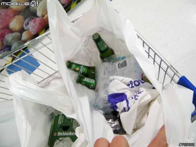 [超級開箱文]我的鐵灰FORTIS 新物入荷 白PARTY+泳池PARTY=嚕啦啦 別說我沒提供福利XD 一種生活態度 工作/車/美女/辣妹?