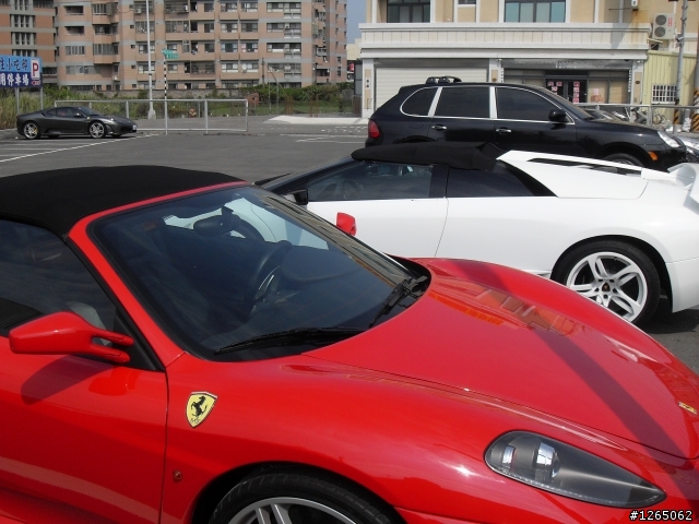 第一次看到那麼多車