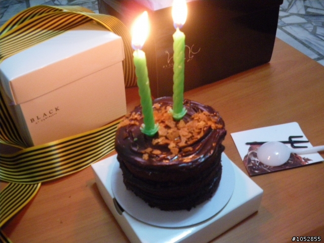 女王生日禮 TIFFANY&C .+卡片+生日蛋糕
