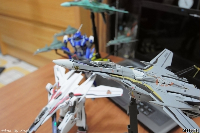 [共襄盛舉] 超時空要塞F  VF-25骷髏小隊! 出擊!!!!