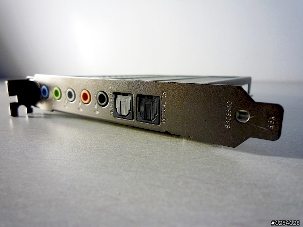 [開箱文] Creative X-Fi Titanium Fatal1ty Champion Series (PCI-E)
