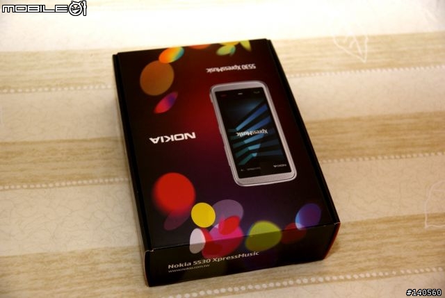 [開箱圖多]音樂小鋼砲-Nokia 5530 XpressMusic