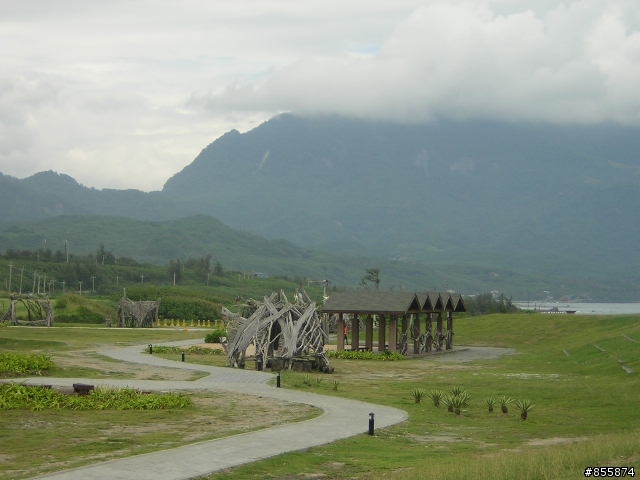 花東景點介紹之九~加路蘭