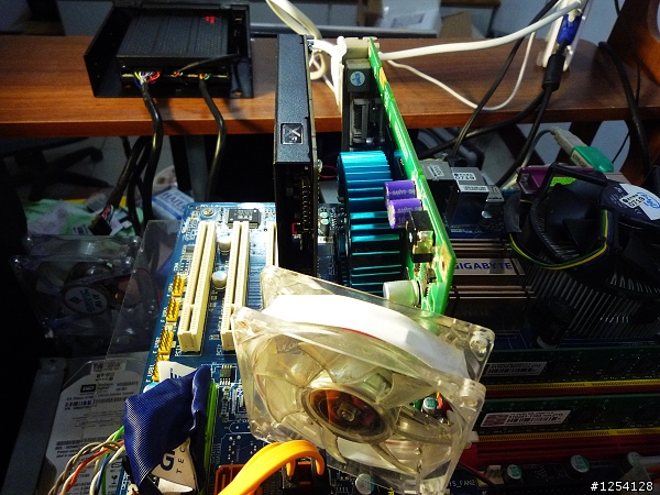 [開箱文] Creative X-Fi Titanium Fatal1ty Champion Series (PCI-E)