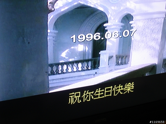 [[開箱]]NuSLIM AV620 RM播放盒