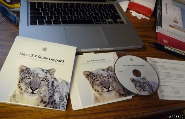在美國官網預購的Mac OS X 10.6 Snow Leopard已經到了
