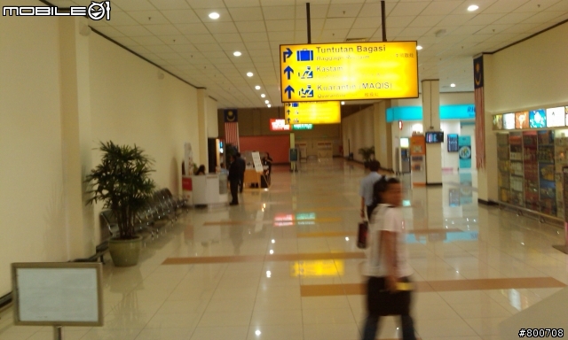 [分享] 第一次搭乘AIR ASIA飛吉隆坡全程生中繼 (圖多慎入)