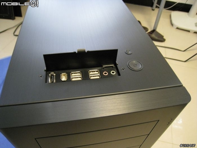 [開箱文] 聯力機殼   PC-A70F