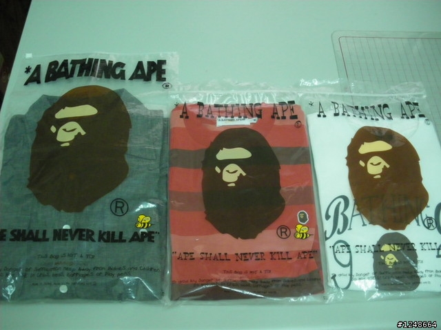 APE 敗入襯衫和短T