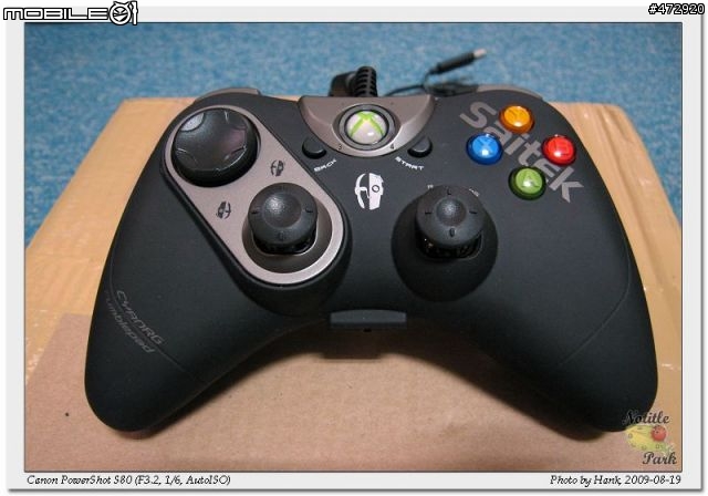 Saitek Cyborg Rumble Pad 開箱與小小使用感想