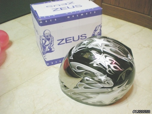 [開箱] 人生第一頂全罩  ZS-803W