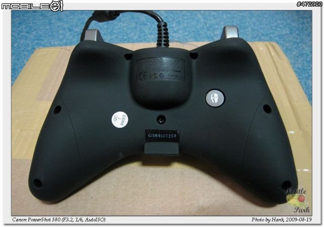 Saitek Cyborg Rumble Pad 開箱與小小使用感想