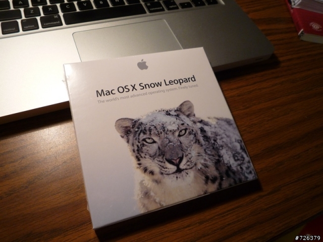 在美國官網預購的Mac OS X 10.6 Snow Leopard已經到了