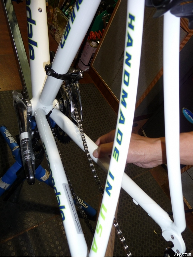 09年 cannondale日本拉回的 caad9 水瓦斯車隊版本