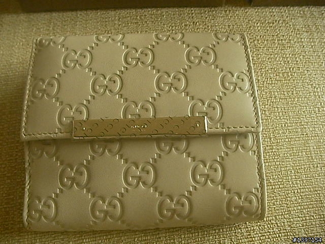 義大利品牌 Gucci 開箱圖  男用及女用皮夾有四個喔