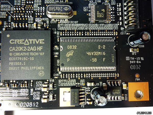 [開箱文] Creative X-Fi Titanium Fatal1ty Champion Series (PCI-E)
