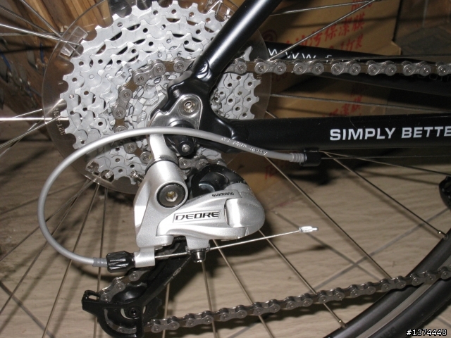 [分享] FUJI ABSOLUTE 2.0 消光黑平把公路車