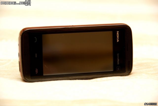 [開箱圖多]音樂小鋼砲-Nokia 5530 XpressMusic