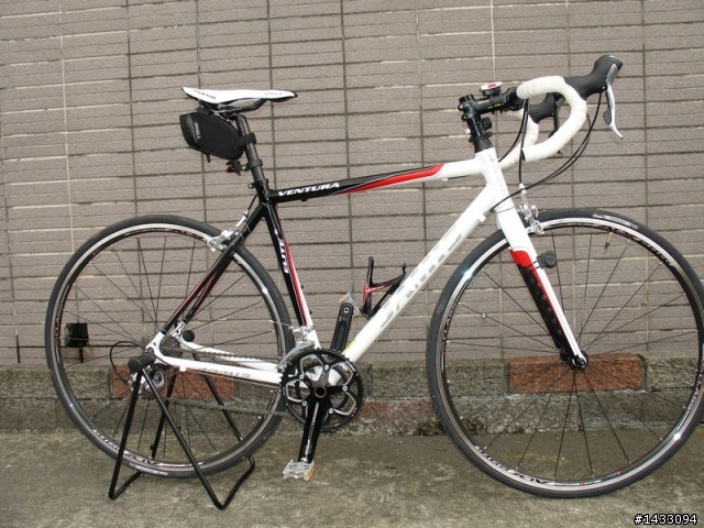 上個禮拜購入的JAMIS公路車
