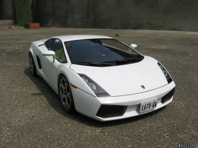 FUJIMI 1/24 Lamborghini GALLARDO