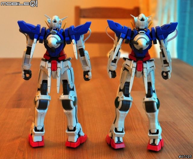 [真的是傷眼的分享] 天使的進化: 1/100 Gundam Exia V.S. MG Gundam Exia (圖多)
