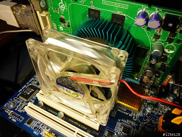 [開箱文] Creative X-Fi Titanium Fatal1ty Champion Series (PCI-E)