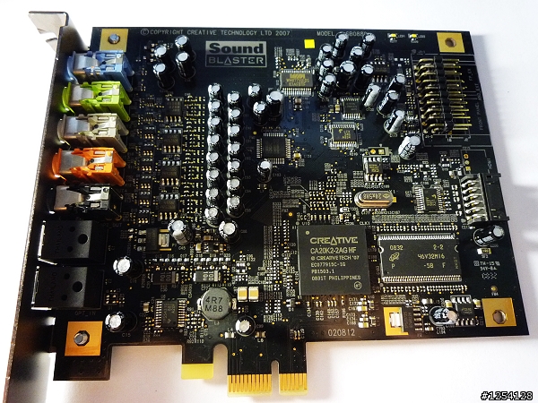 [開箱文] Creative X-Fi Titanium Fatal1ty Champion Series (PCI-E)