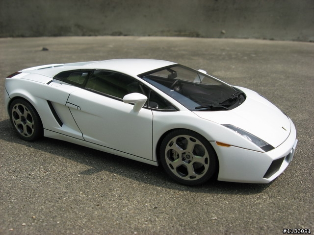 FUJIMI 1/24 Lamborghini GALLARDO