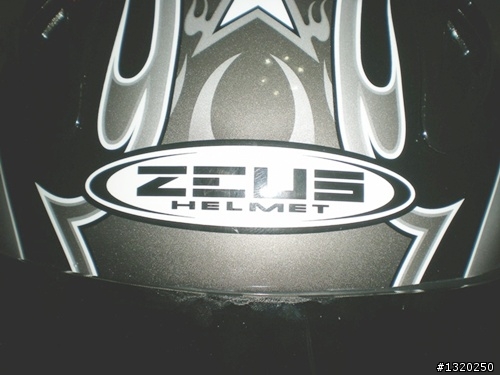 [開箱] 人生第一頂全罩  ZS-803W