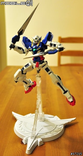 [真的是傷眼的分享] 天使的進化: 1/100 Gundam Exia V.S. MG Gundam Exia (圖多)