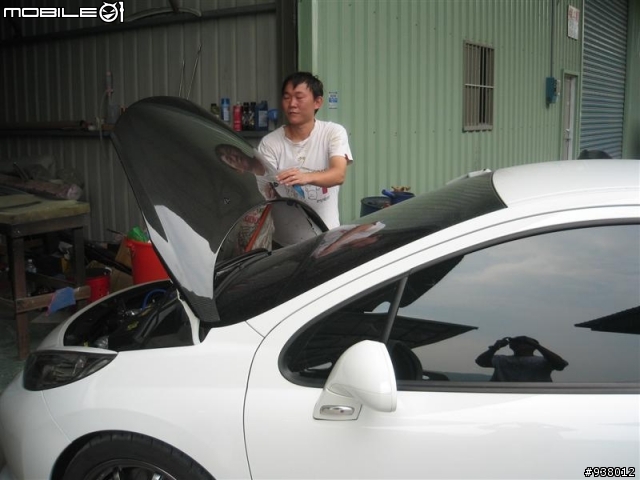 207 carbon 引擎蓋開箱