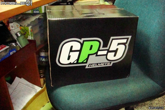 ZEUS 803W 黑黃彩繪入手!