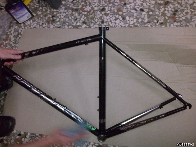 [開箱分享]雷諾953黑色的老鷹 ULTEGRA6700套餐