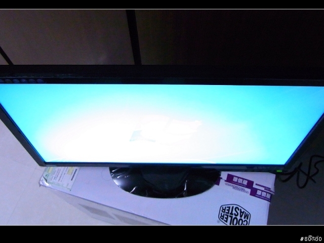 BENQ G2420HD 簡單開箱