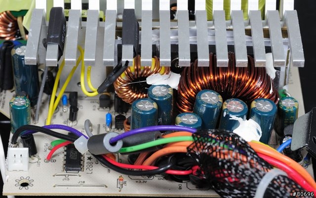 Cooler Master Silent Pro M 500W電源簡介及測試