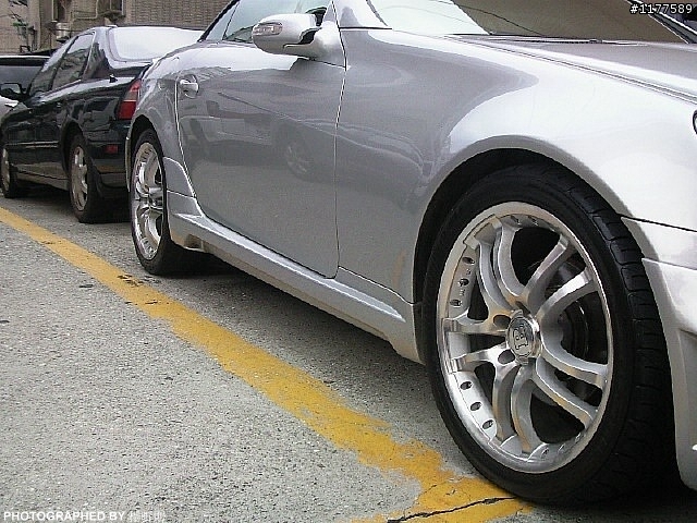 [巧遇] 極致美 SLK 350
